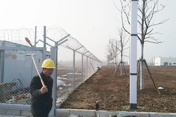 High security Chain link anti-climb fencing system for oil and gas services project